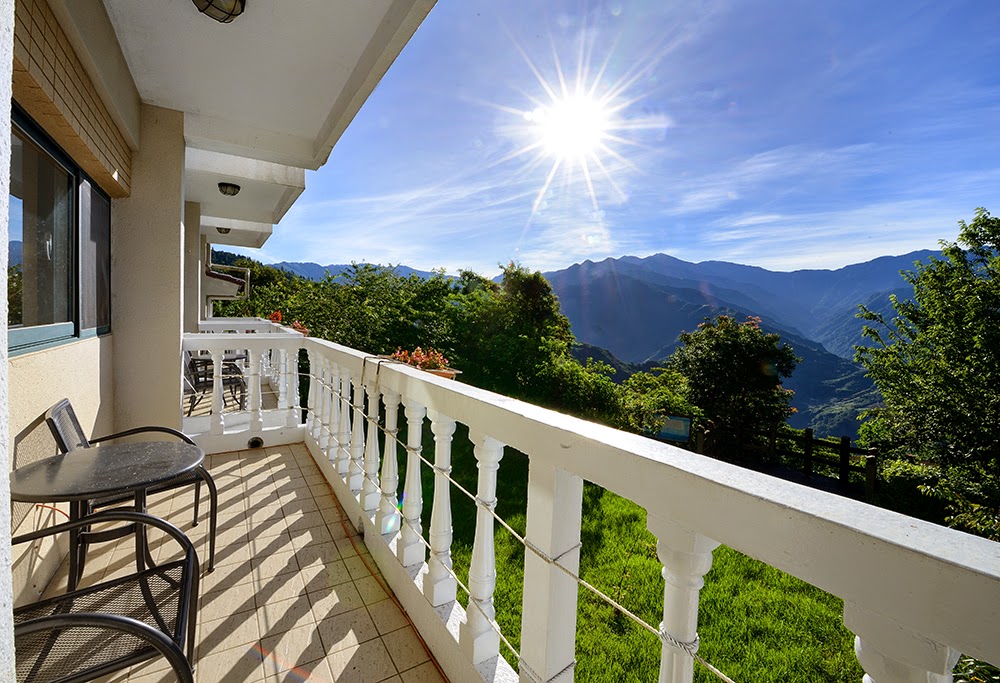 清境農場國民賓館：南投仁愛鄉高山避暑與雲海星空的首選旅宿