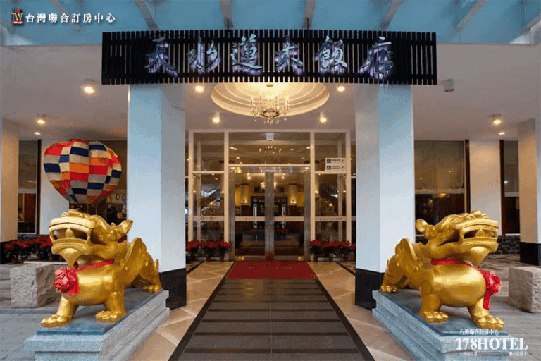 南投埔里天水蓮大飯店：合法建於鯉魚潭湖上，升等湖景雙人房限時 NT$2,180 含早