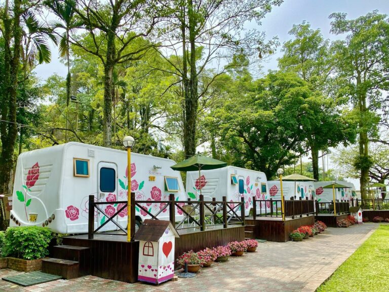 嘉義海線慢旅新亮點（2026）：詩情花園度假村—豪華露營車、在地海味與星空饗宴