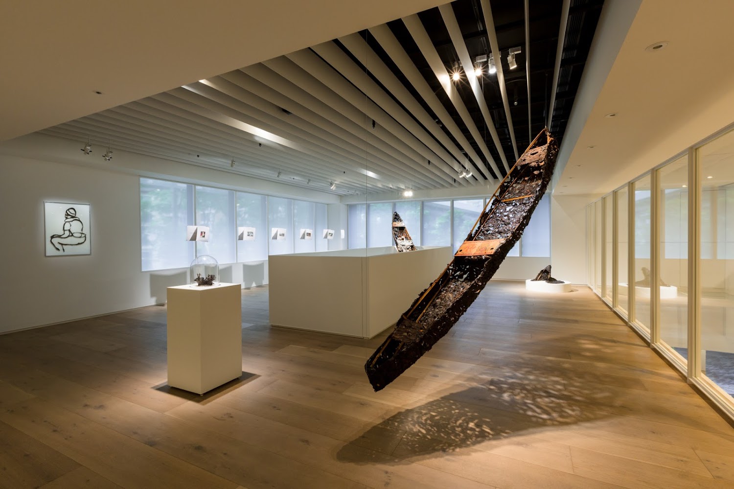 忠泰美術館現代藝術展間與裝置作品