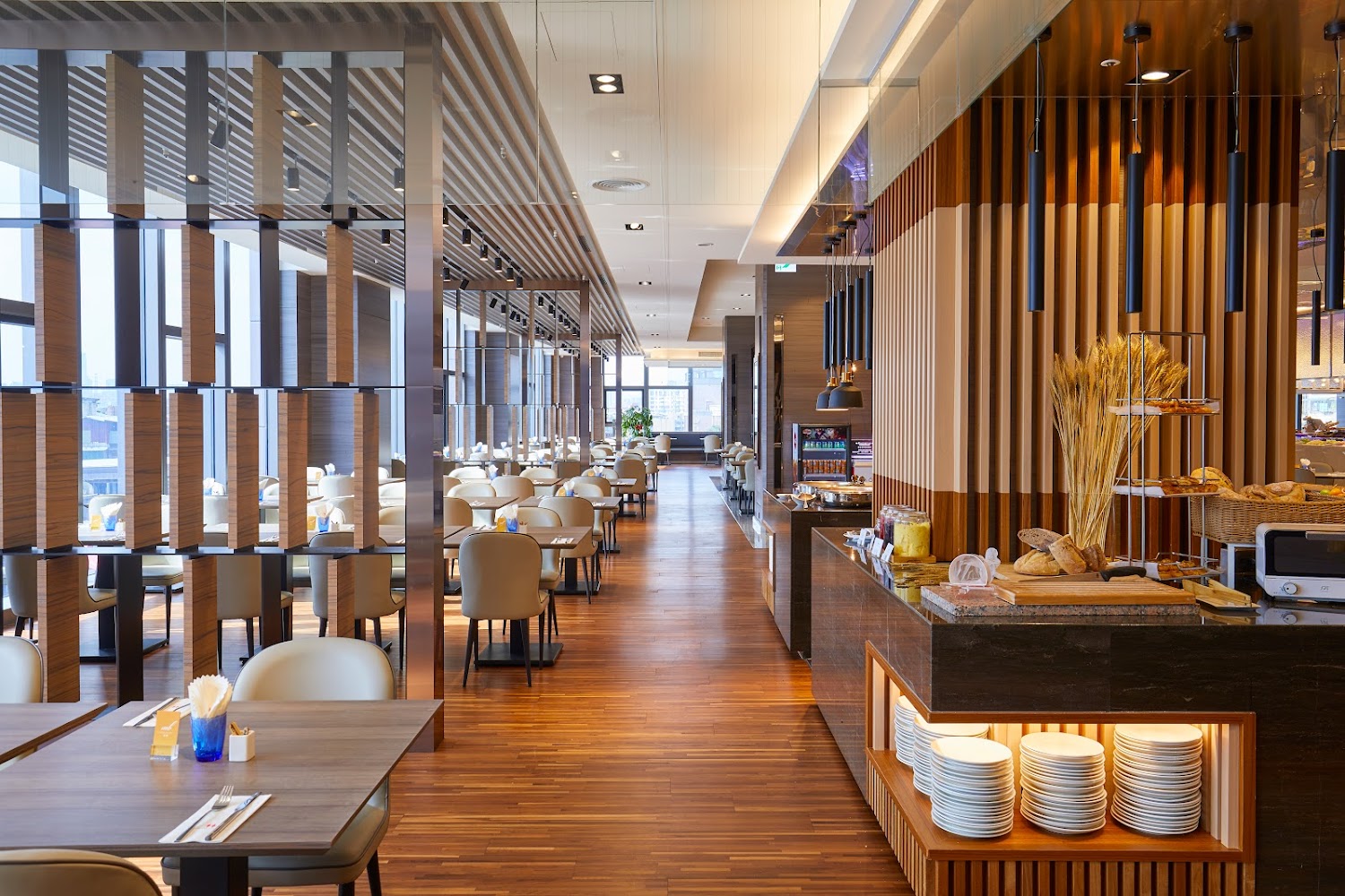 百宴自助餐廳整體空間