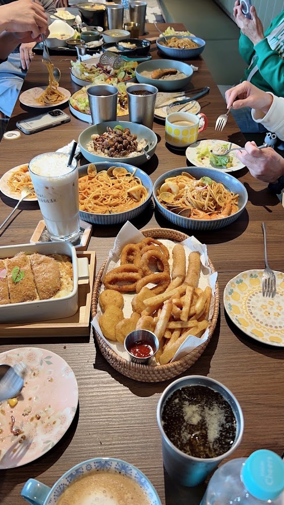 快樂蘇打豐盛聚餐餐點