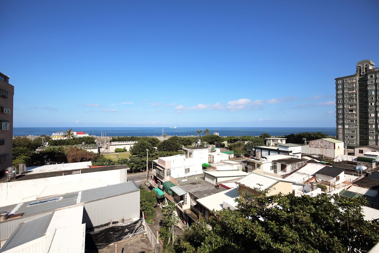 民樂緣民宿周邊海邊小鎮景色