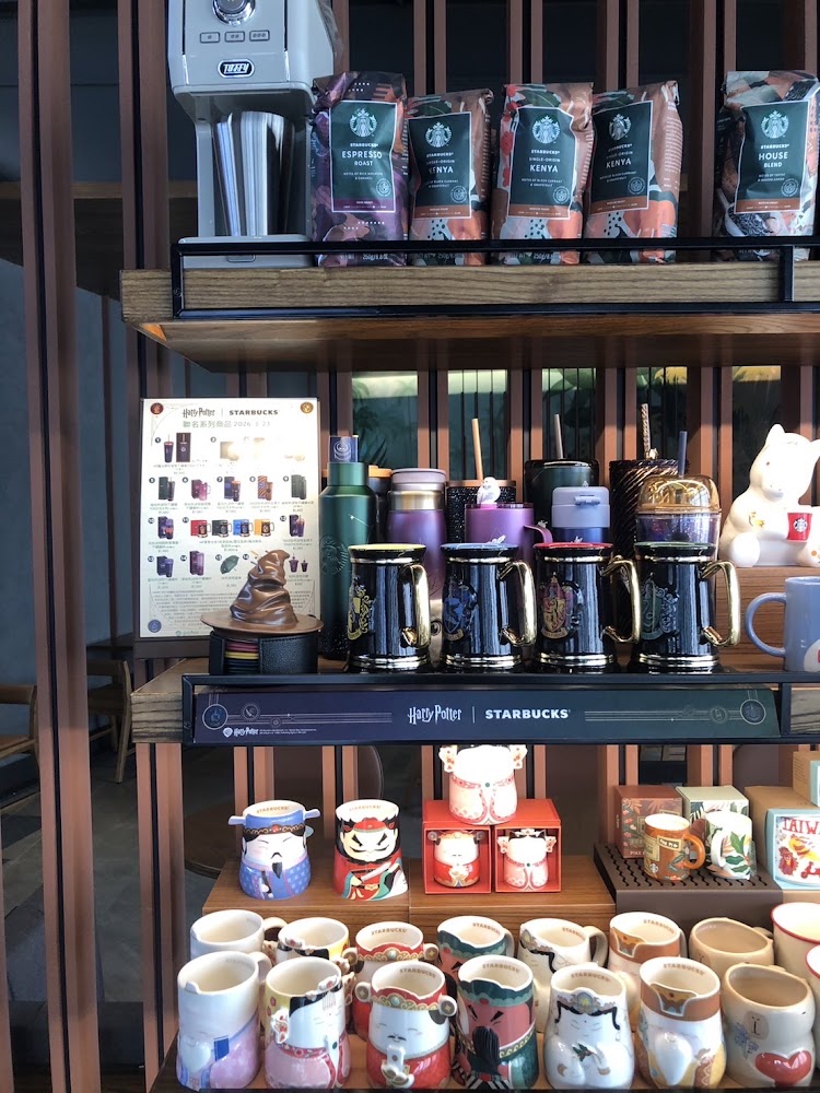 星巴克西螺大同門市商品區