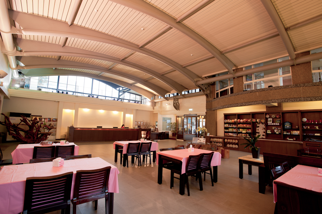 英仕山莊餐廳內部空間