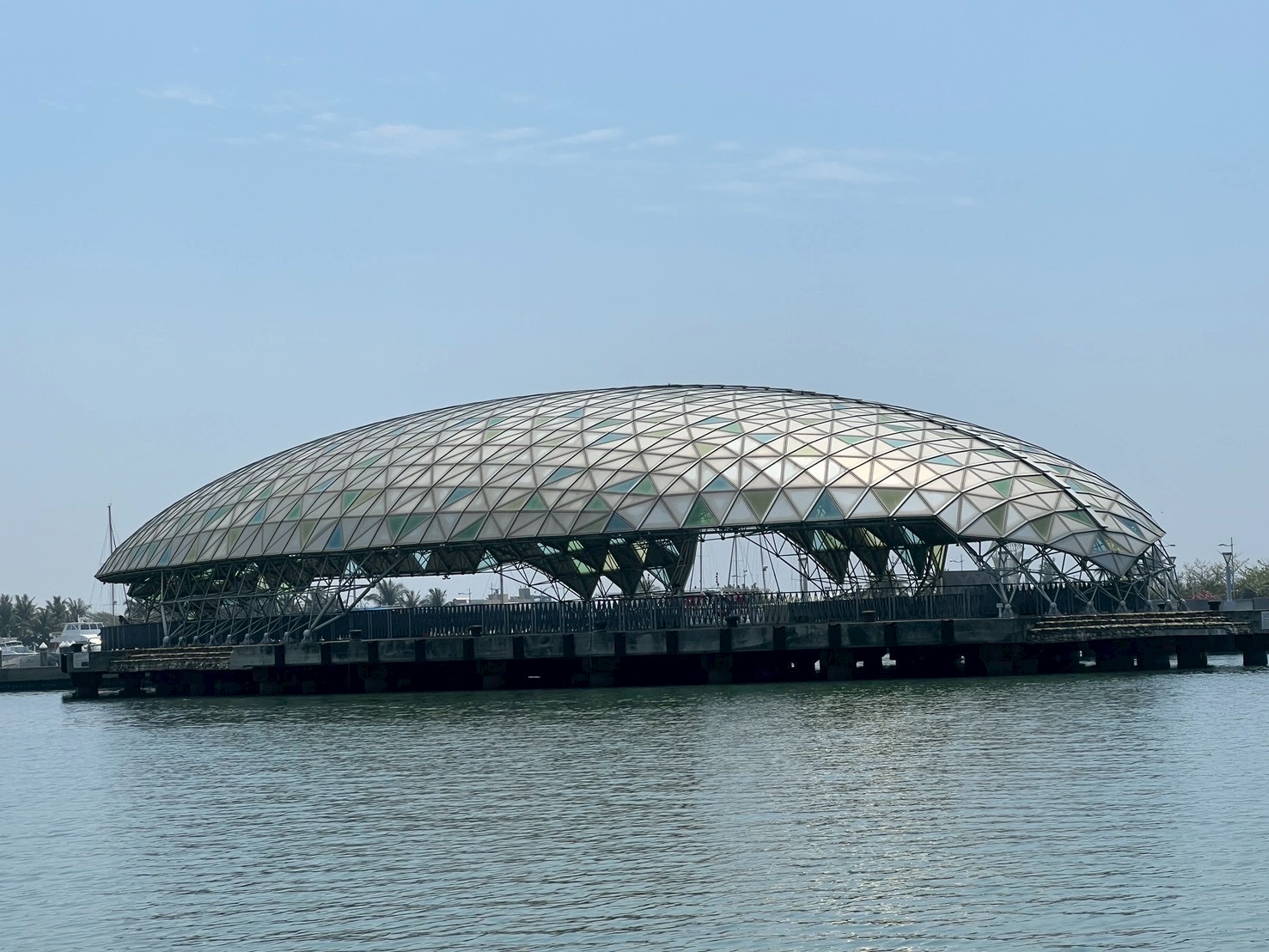 濱灣之心 東港小巨蛋 圓頂幾何建築 大鵬灣國家風景區