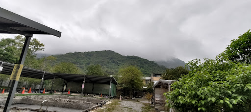 千坪露營區溫泉與環境照片示意