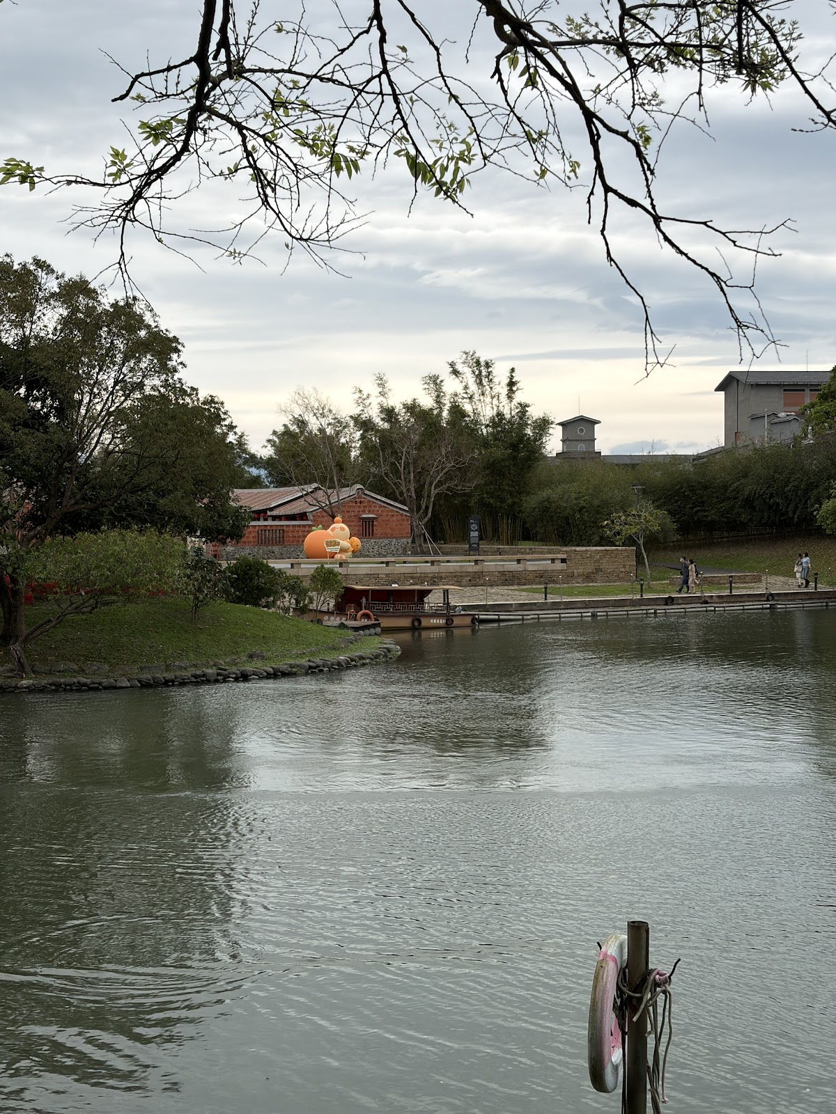 冬山河親水公園內湖碼頭 木棧道