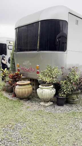 山思雲想露營車與園區景觀
