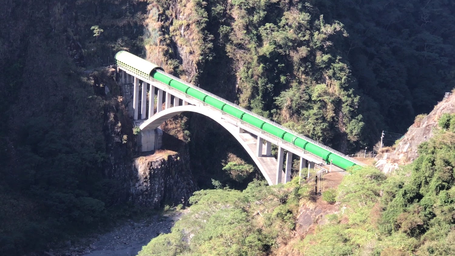 武界引水道水管橋景觀