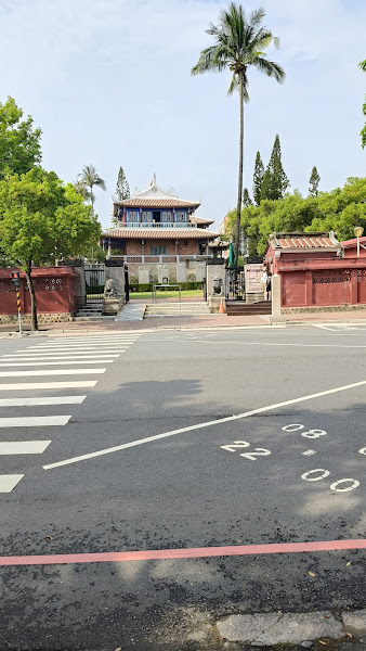 赤崁樓園區內的石龜石碑，清代古蹟