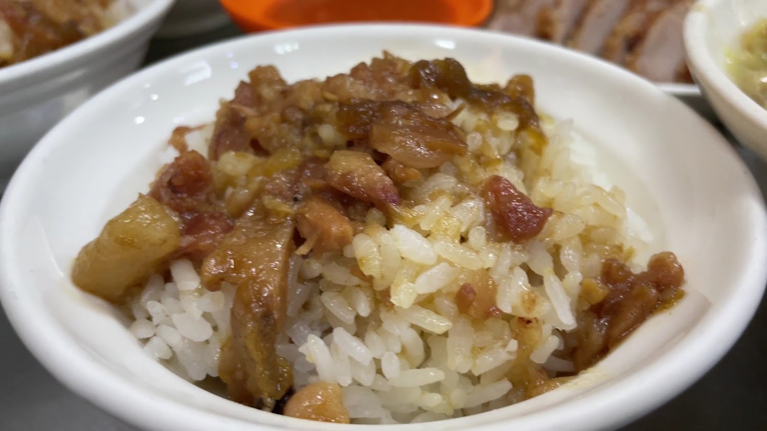 小文肉羹魯肉飯的滷肉飯近拍