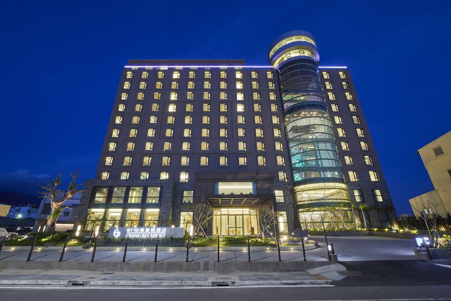 墾丁怡灣渡假酒店夜景外觀