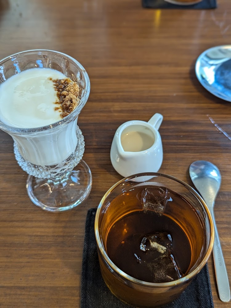 草民奶蓋與冰飲