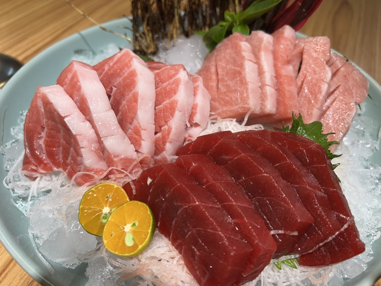 東港金溢饌生魚片拼盤