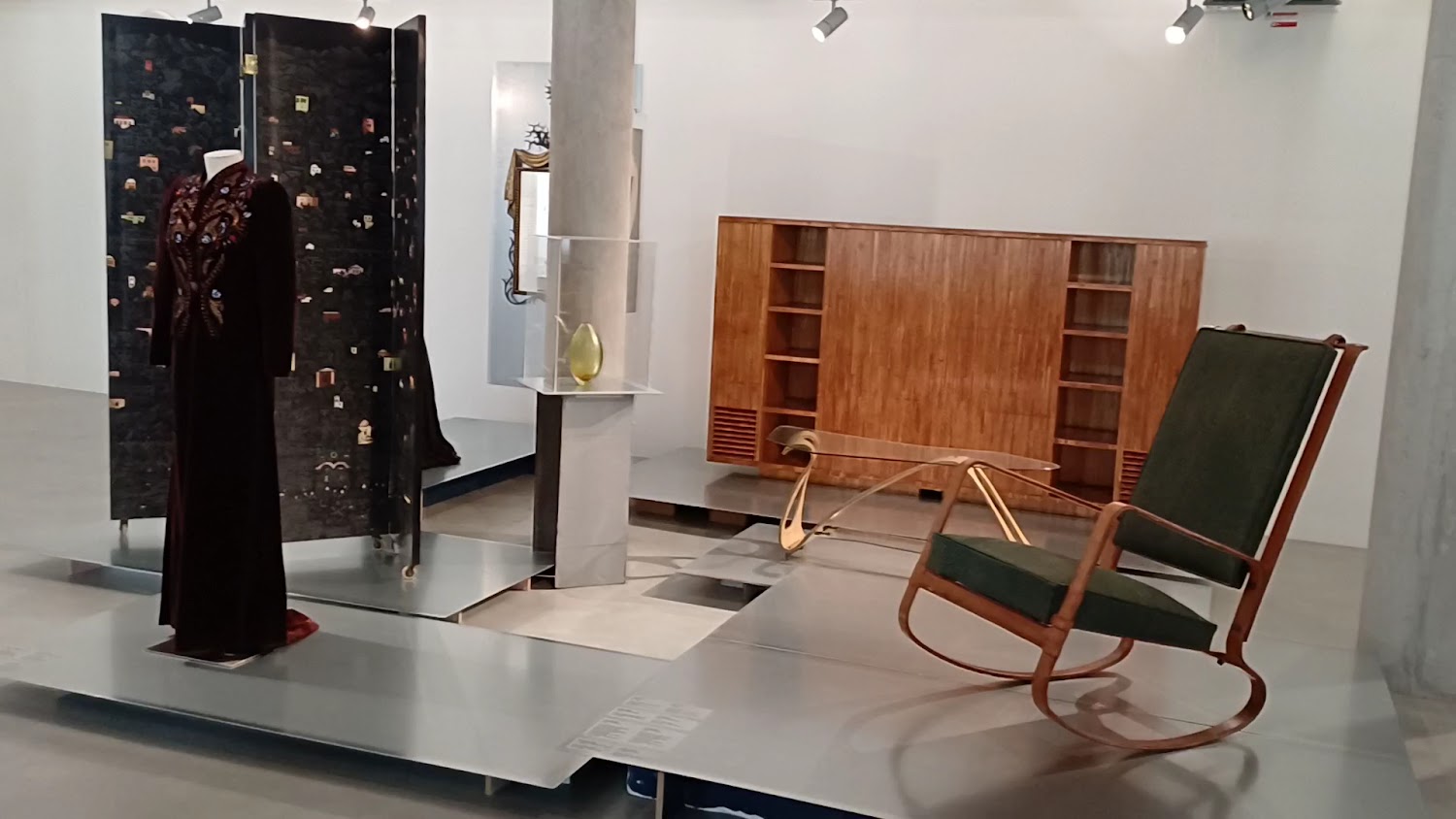 設計與時尚博物館 MUDE 展覽陳設