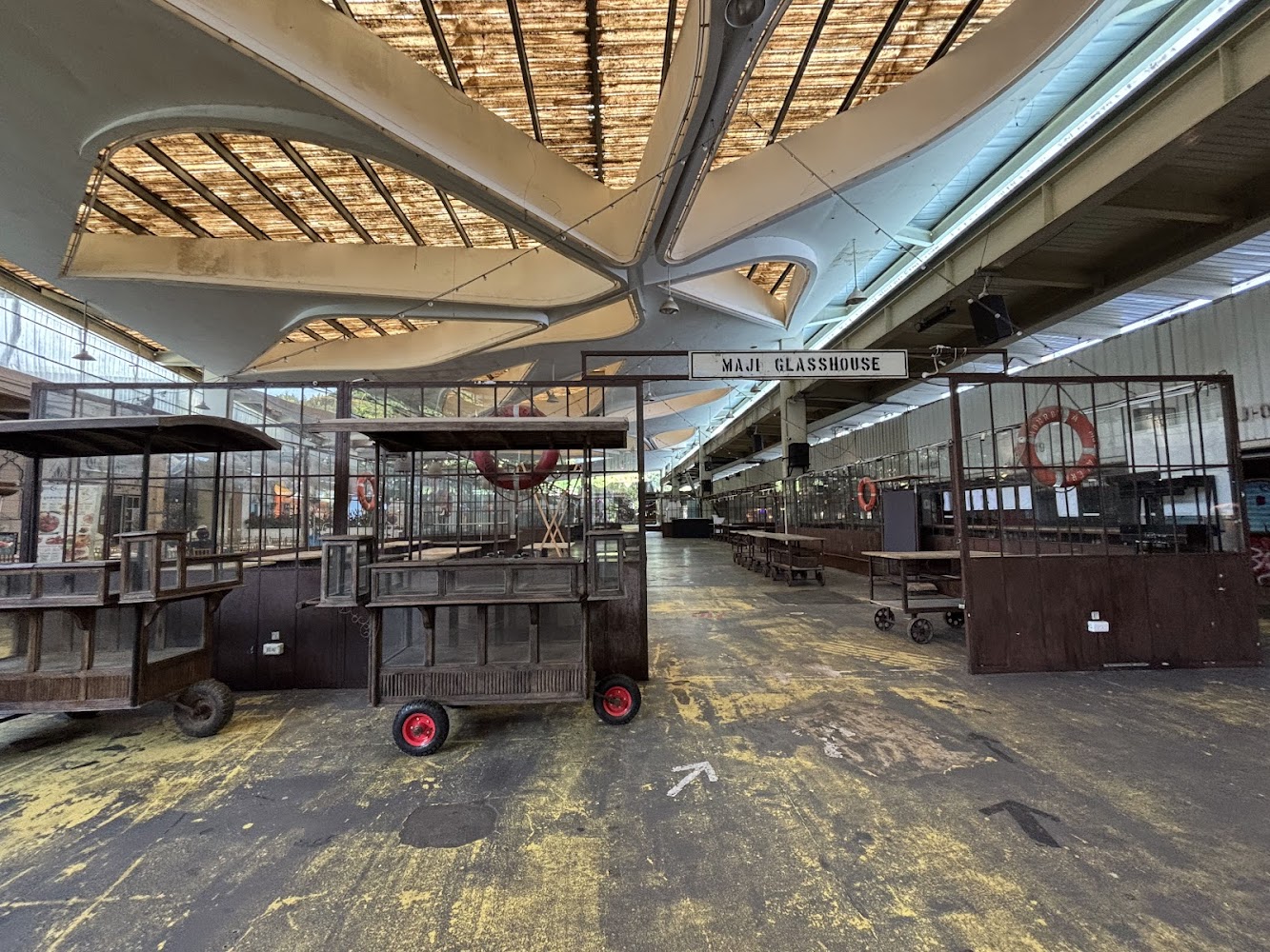 圓山花博室內市集空間 MAJI GLASSHOUSE