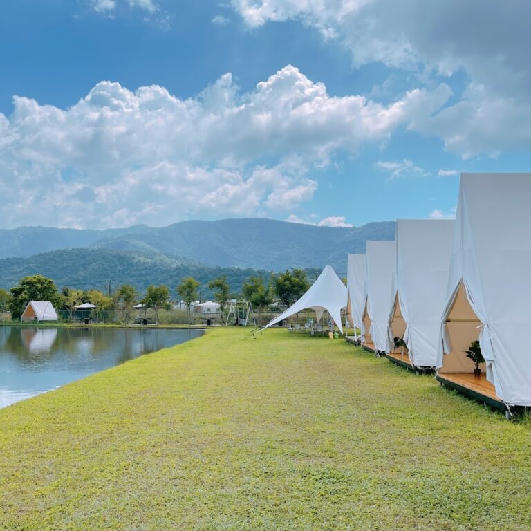稻庄親子休閒農場帳篷與湖景