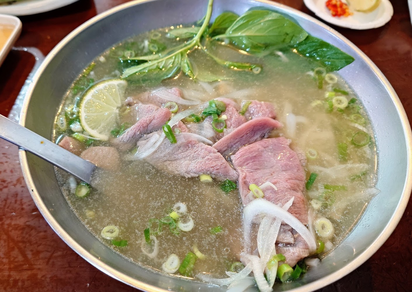河內河粉牛肉河粉清澈湯頭