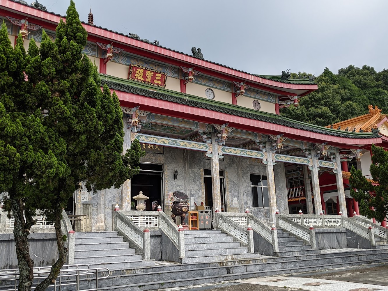 火山碧雲寺正殿外觀