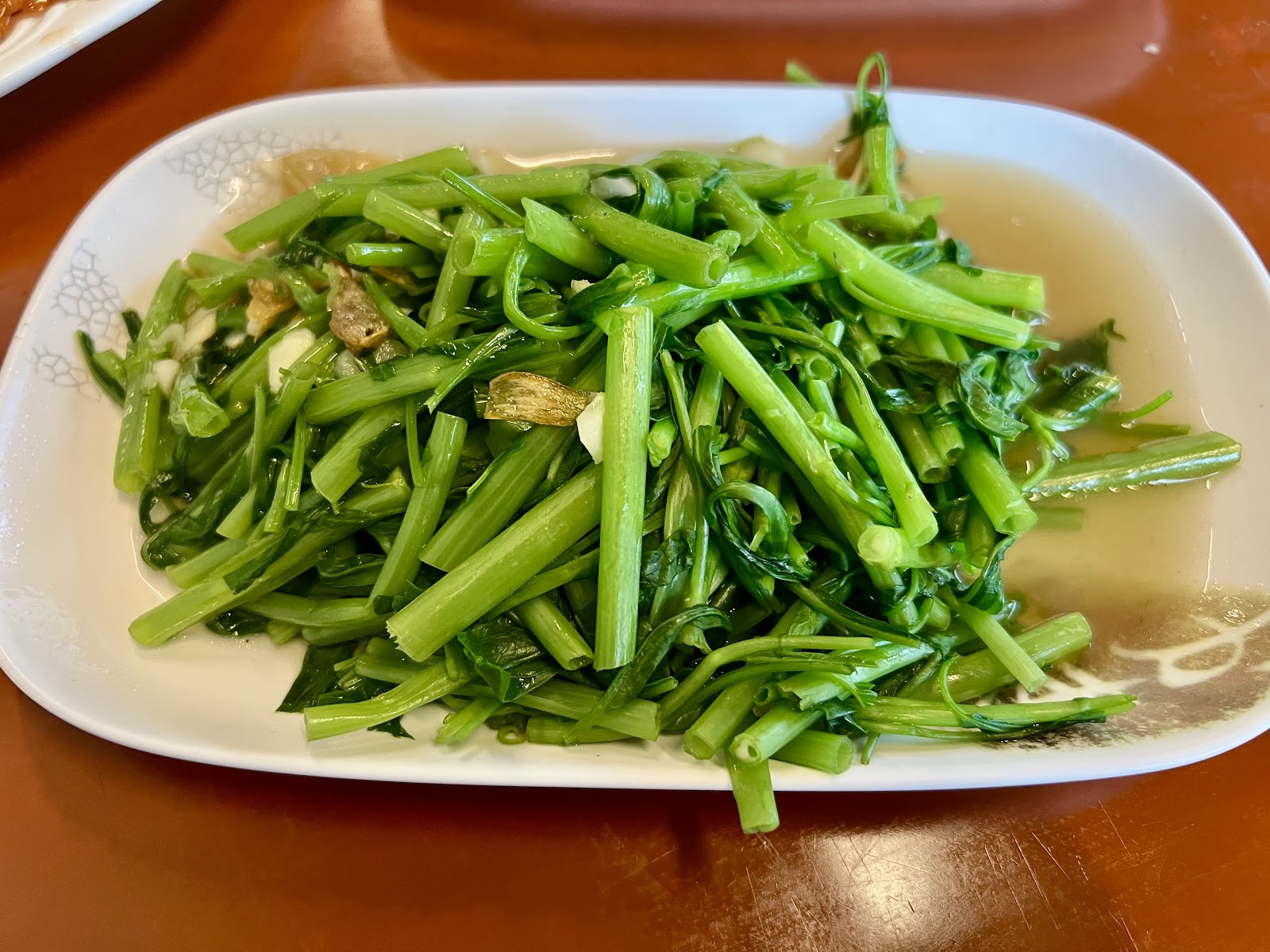 仁武烤鴨炒空心菜，清炒翠綠爽脆解膩