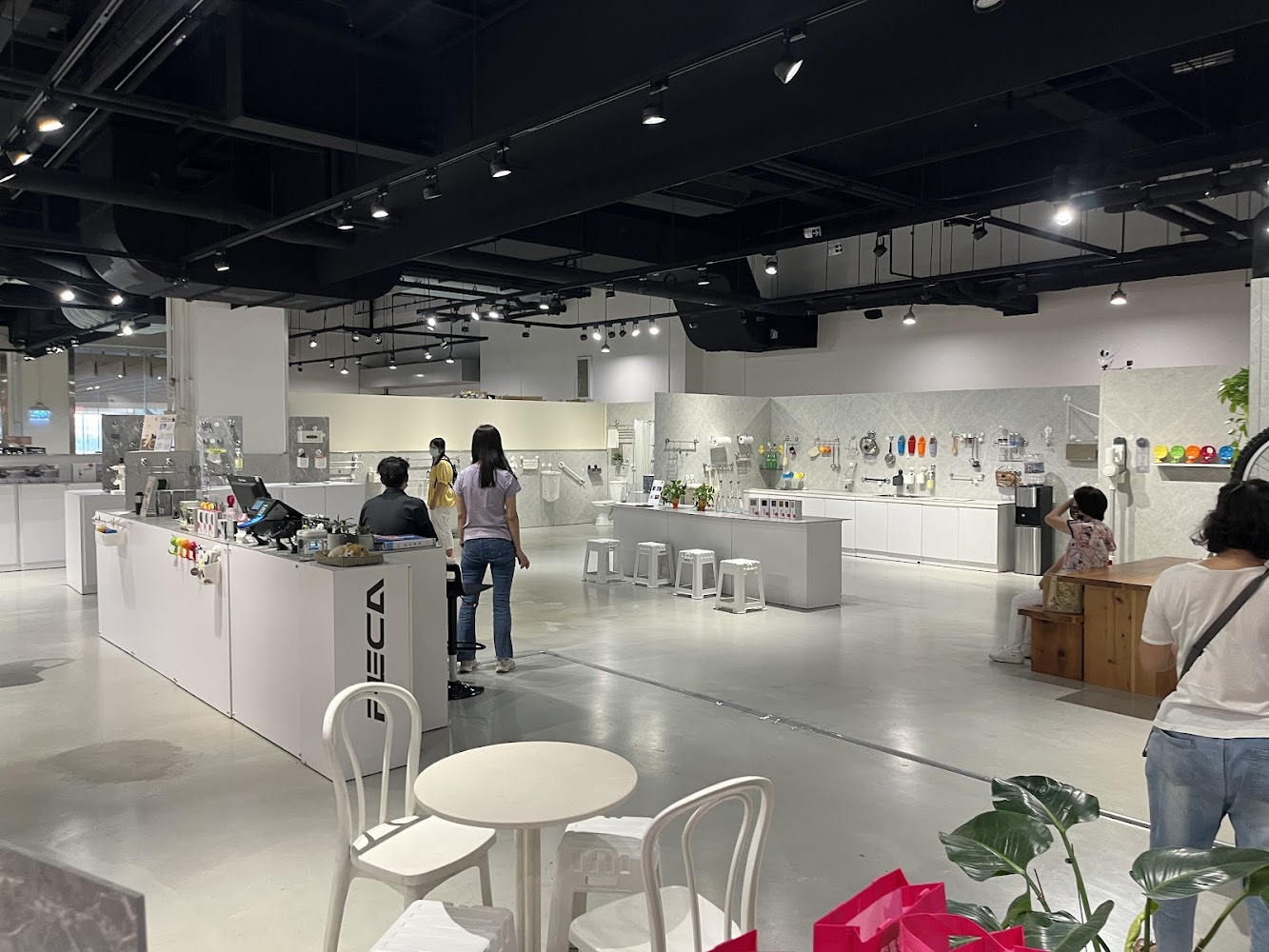 半山夢工廠生活用品展示空間