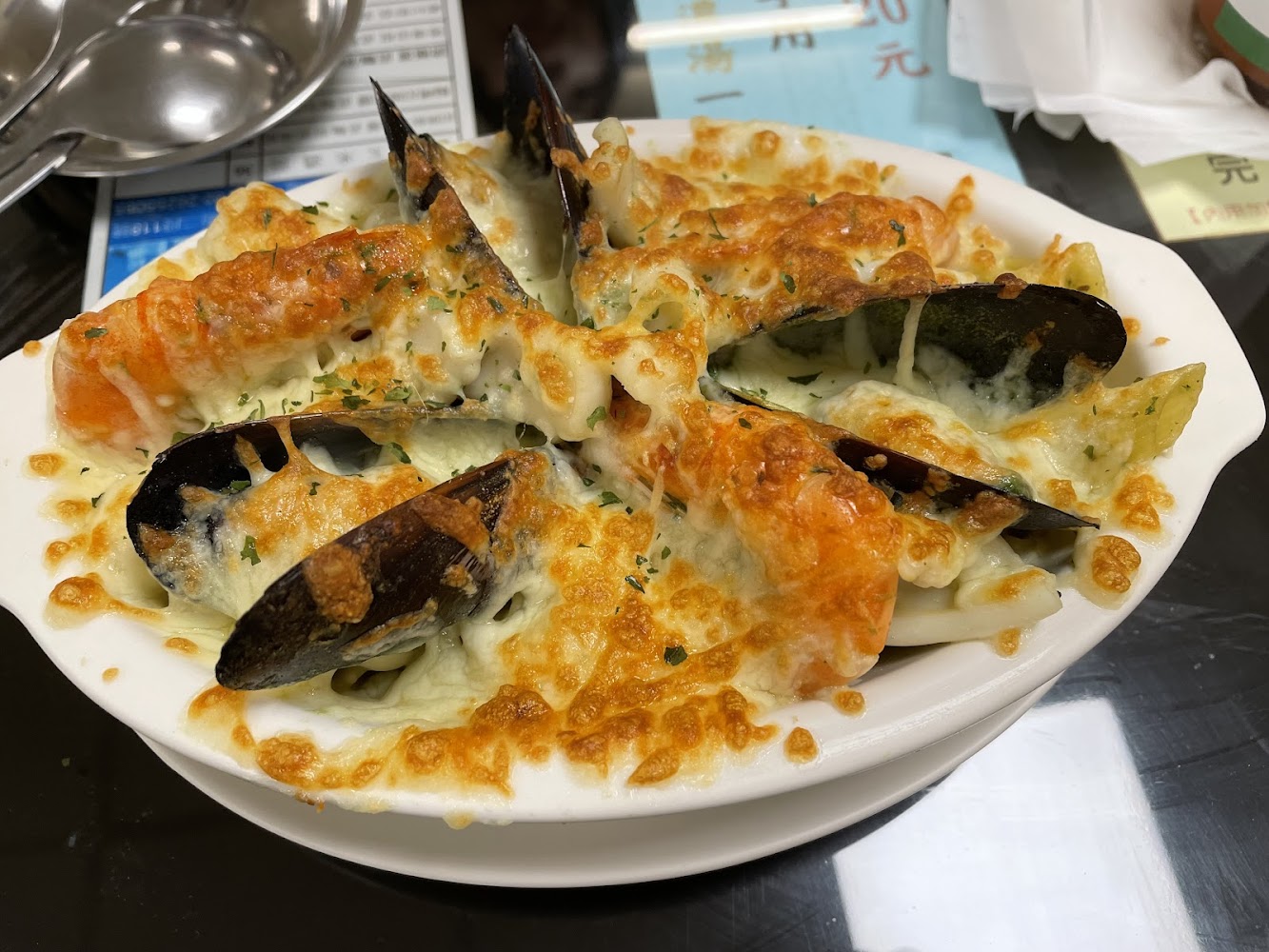 海鮮焗烤義大利麵