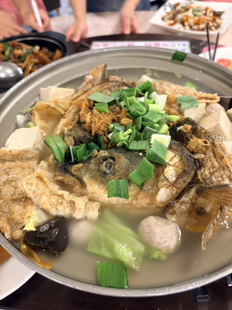 石園活魚餐廳魚頭火鍋