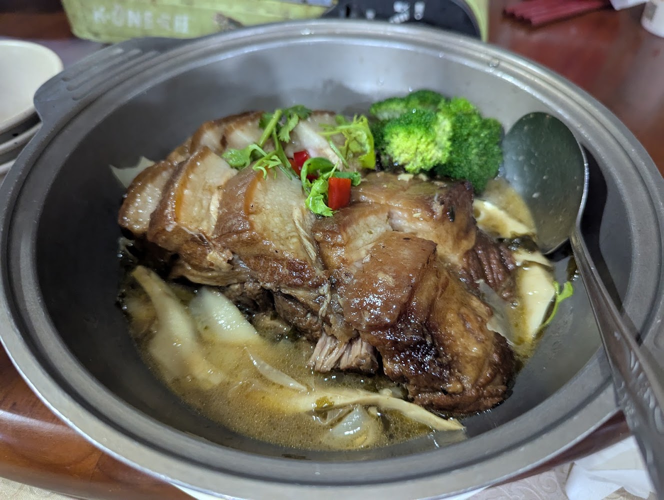 味味香客家庭園餐廳紅燒五花肉