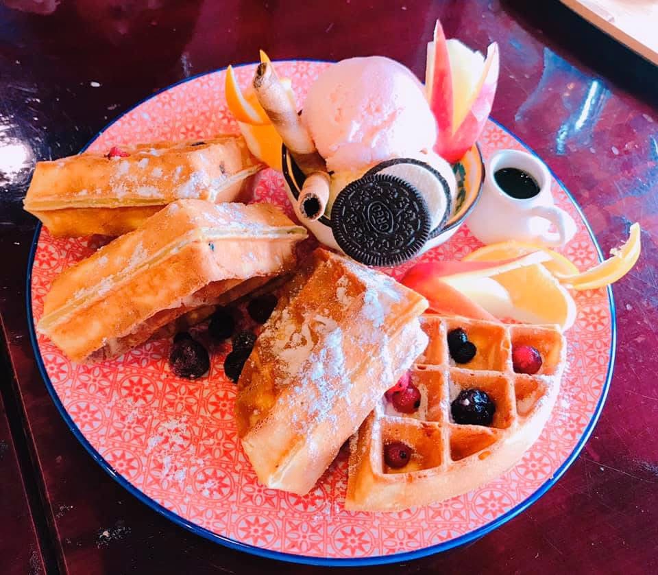 茶自點中正店甜點鬆餅