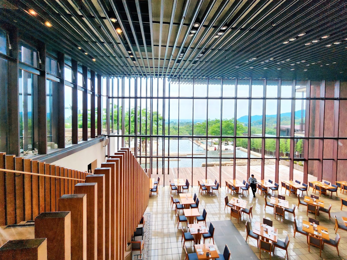 礁溪老爺酒店餐廳用餐空間