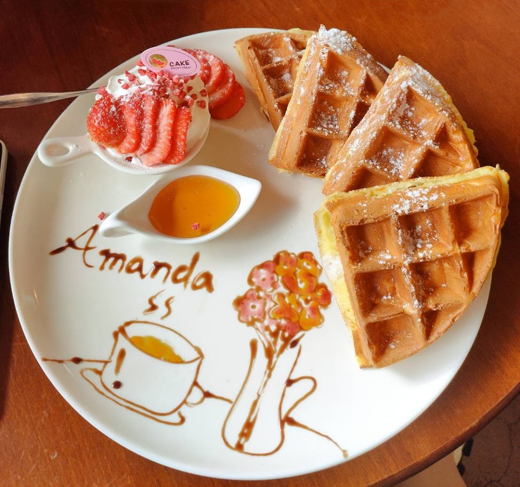 AMANDA CAFE 草莓鮮奶油鬆餅與蜂蜜小碟