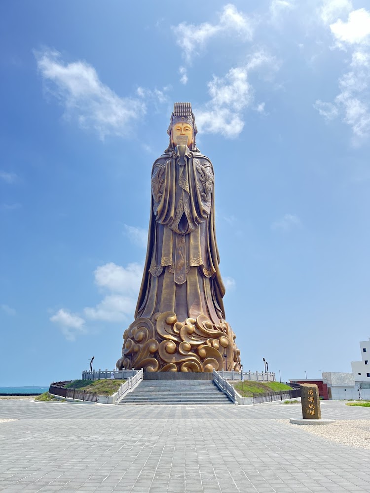 台澎旅遊包車行程中的天后宮媽祖像景點