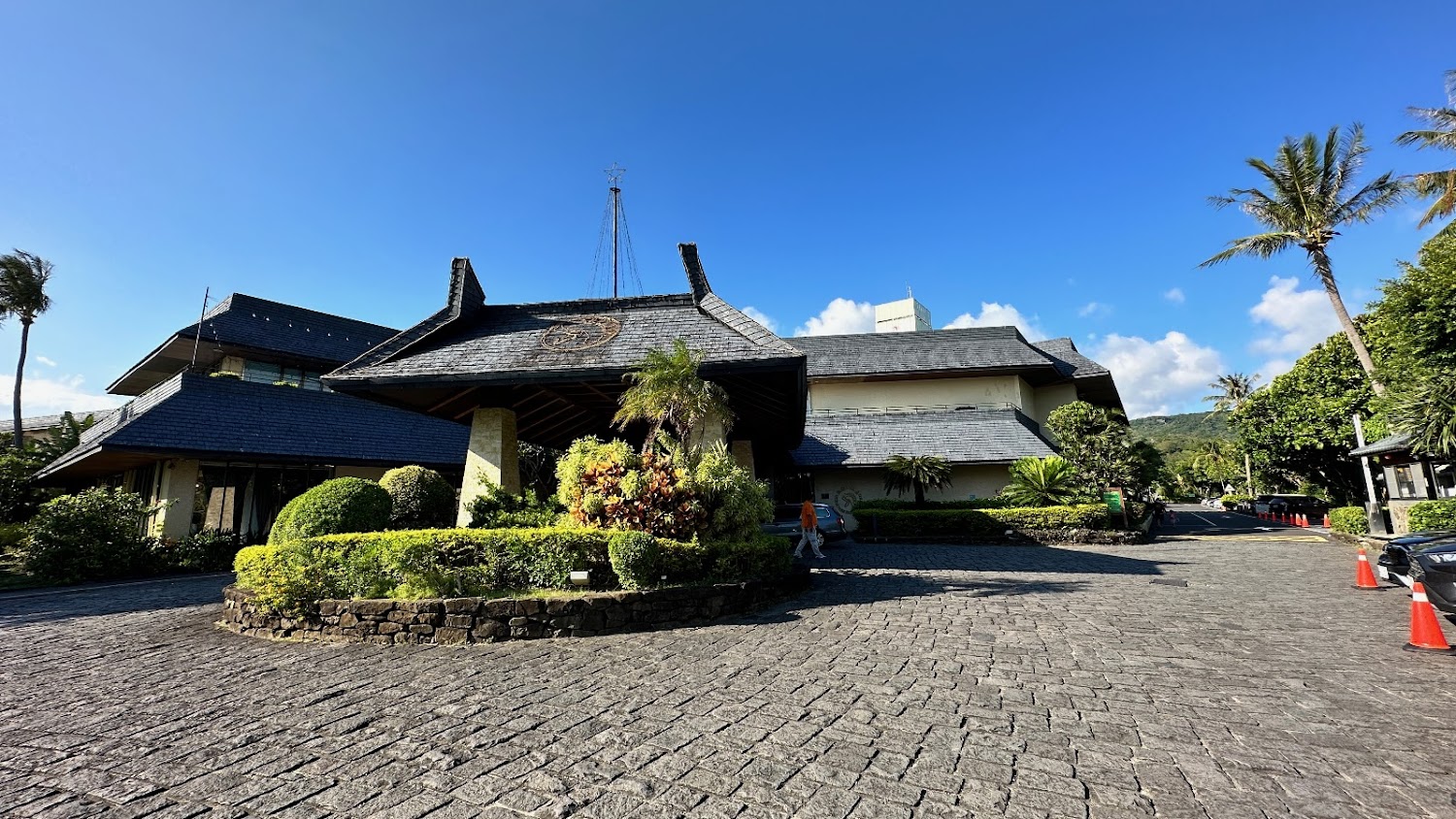 墾丁凱撒大飯店外觀庭園