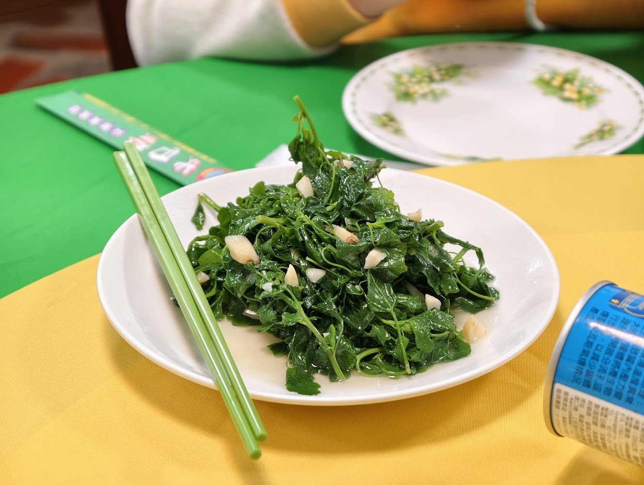 米巴奈山地美食坊炒青菜