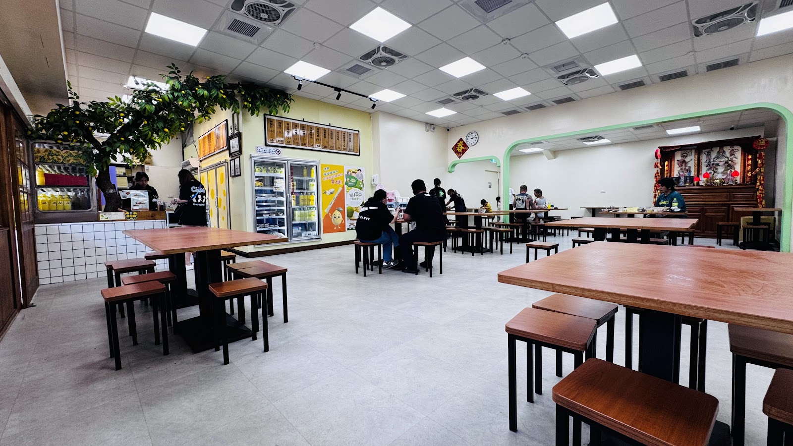 佳興冰菓室室內用餐空間
