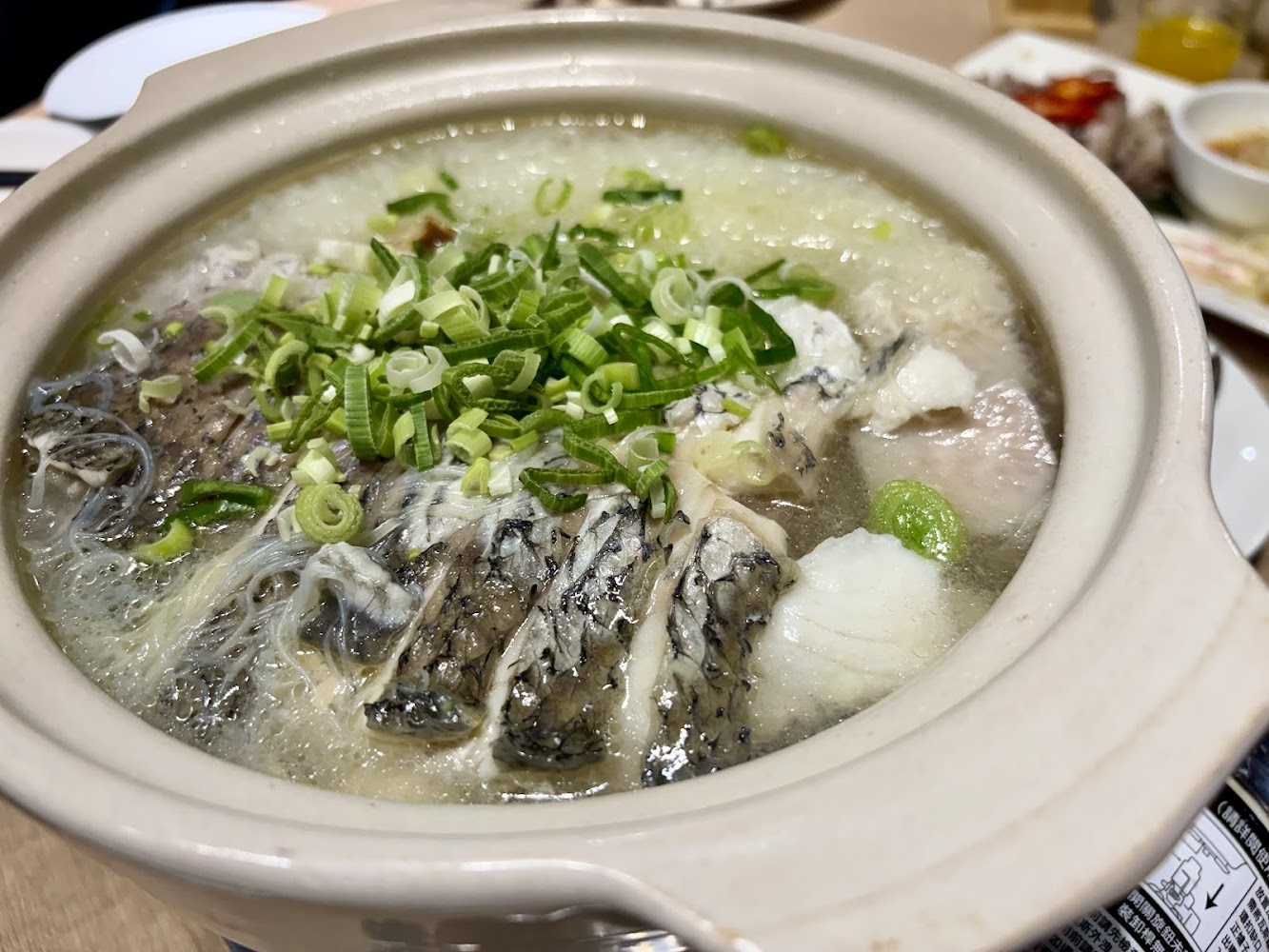 海海客家菜 柚子花花魚頭湯