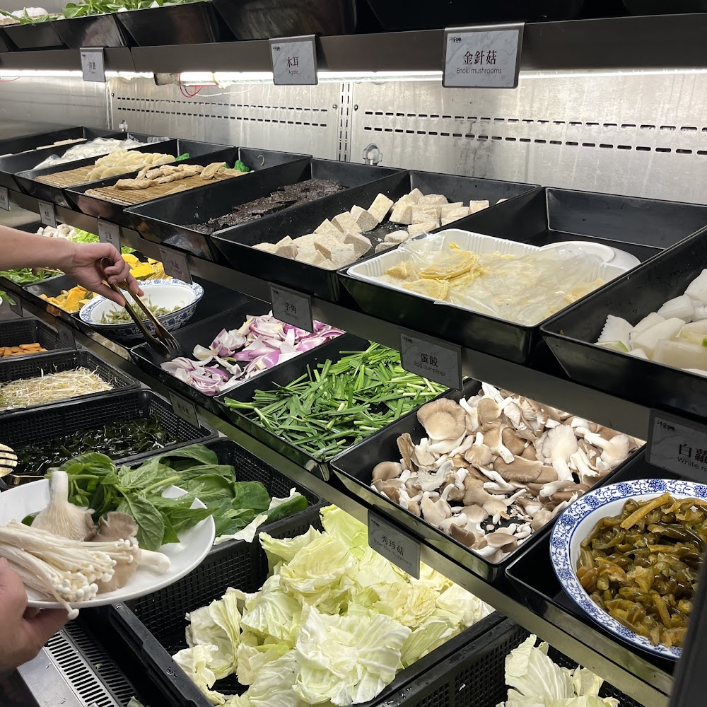 享千葉火鍋大里店蔬菜自助區