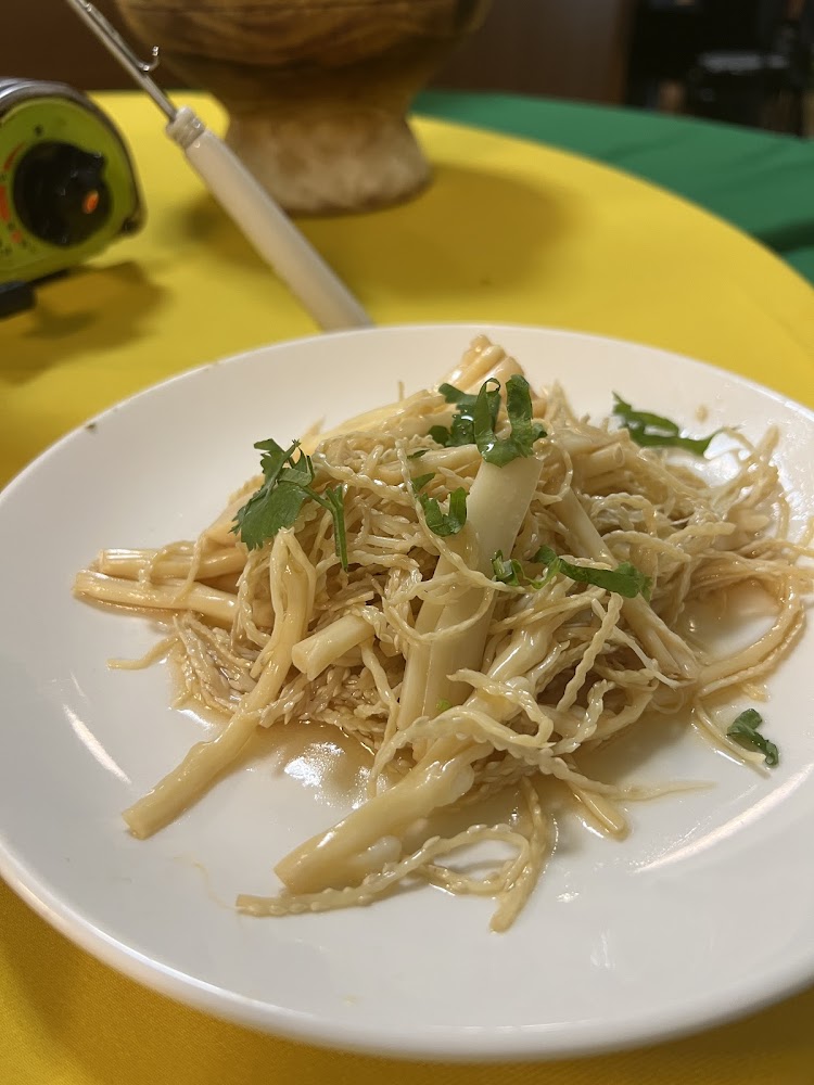 米巴奈山地美食坊涼拌金針菇