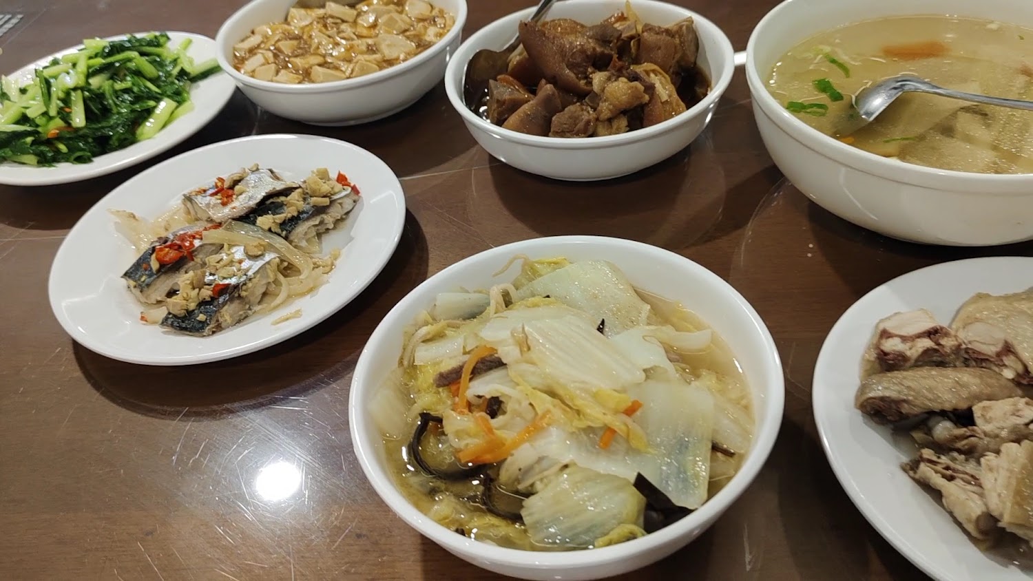 太平山莊餐廳六菜一湯家常中式菜餚