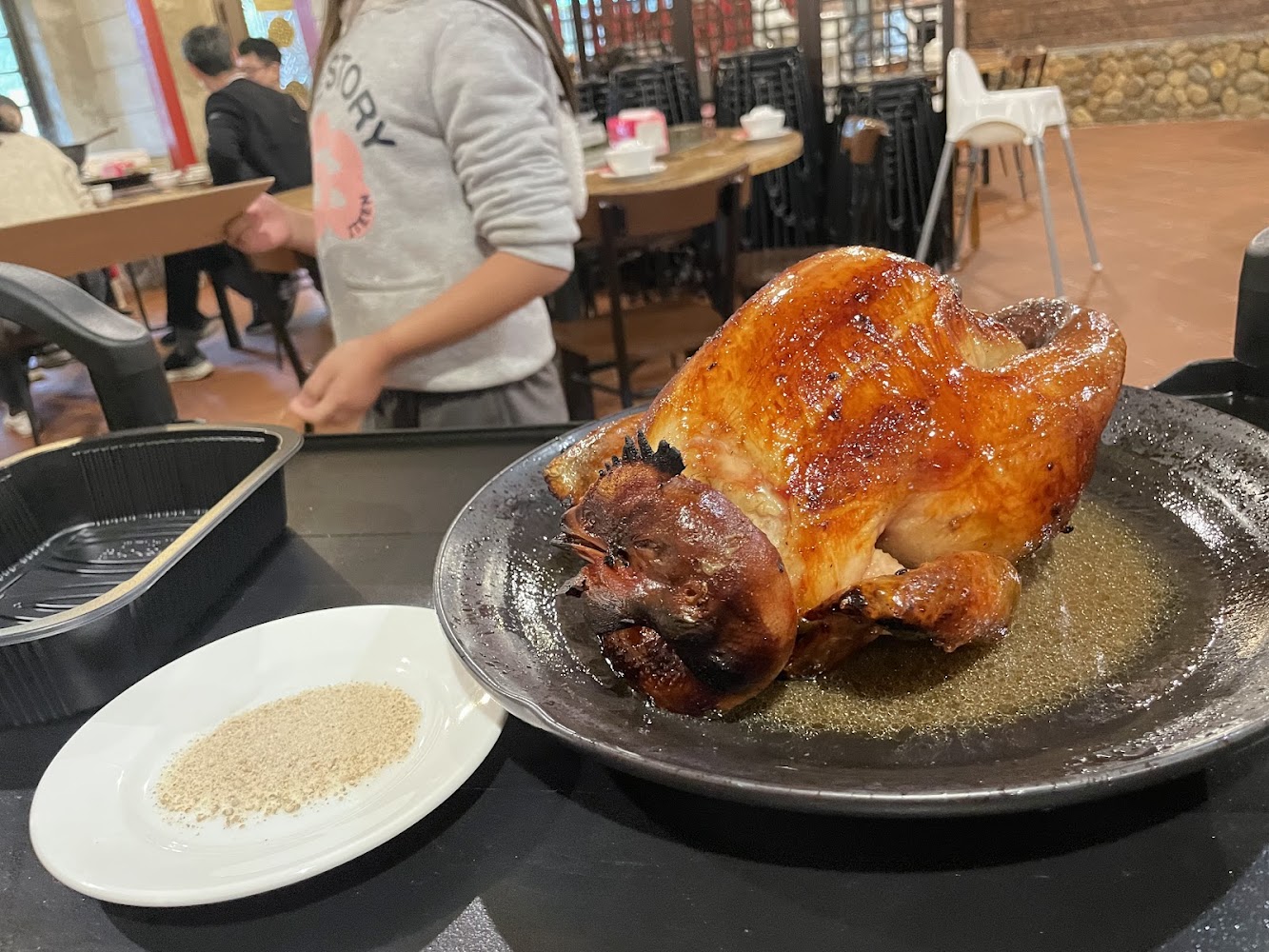 葉家燜雞整隻烤雞