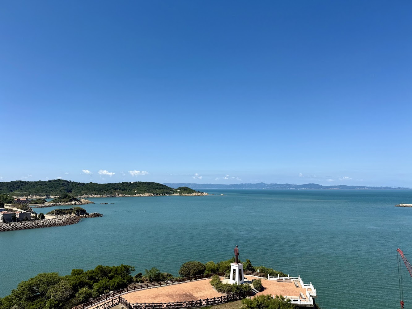 枕戈待旦紀念園區海景平台
