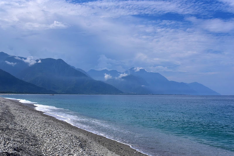 七星潭海岸線遠景，海天一線