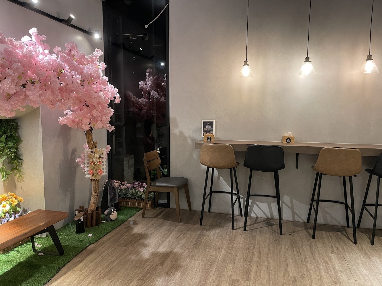 翰食堂店內日式風格空間