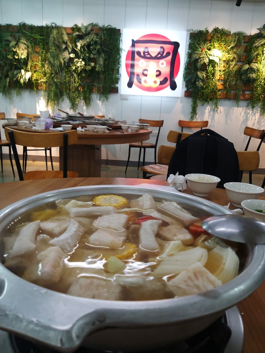 岡山牛 牛肉涮涮鍋 湯底 涮涮鍋 高雄