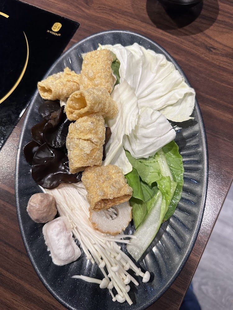藝釜職人鍋物自助菜盤示意