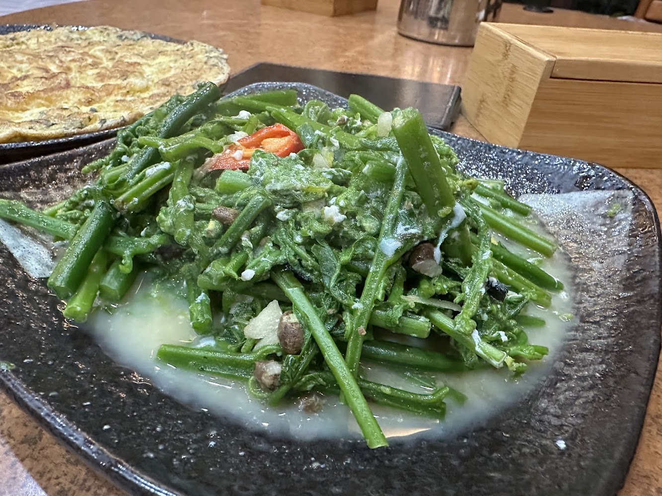 龍鬚菜與煎蛋