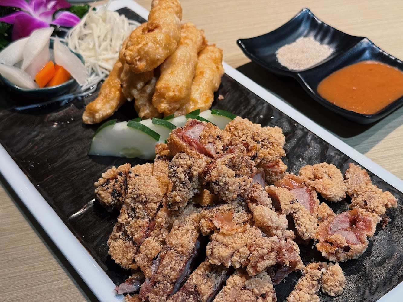 金蓬萊遵古台菜餐廳炸物拼盤含排骨酥與其他炸點