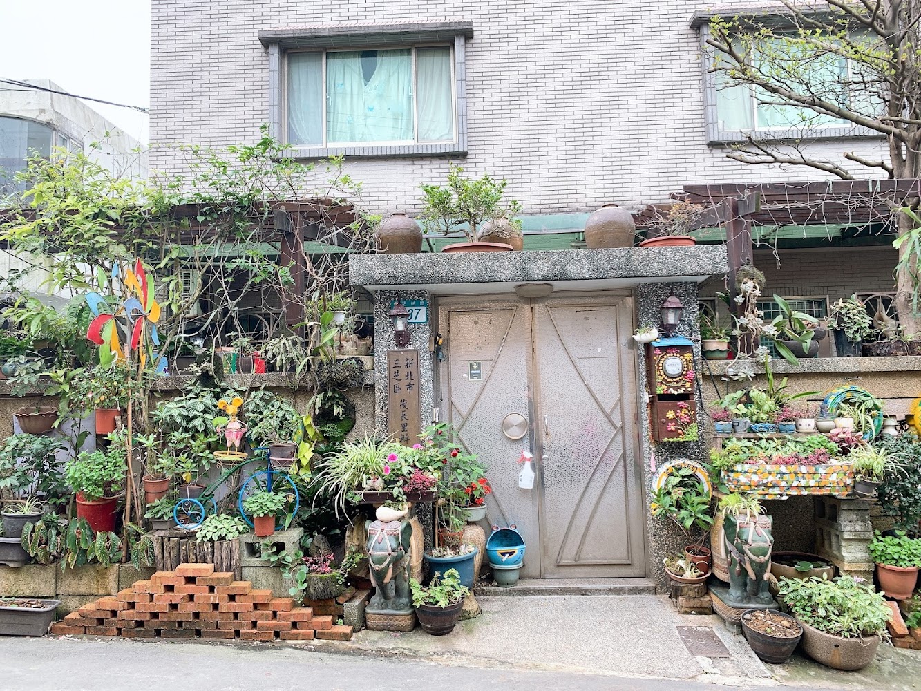 芝柏藝術村住家與庭院植栽