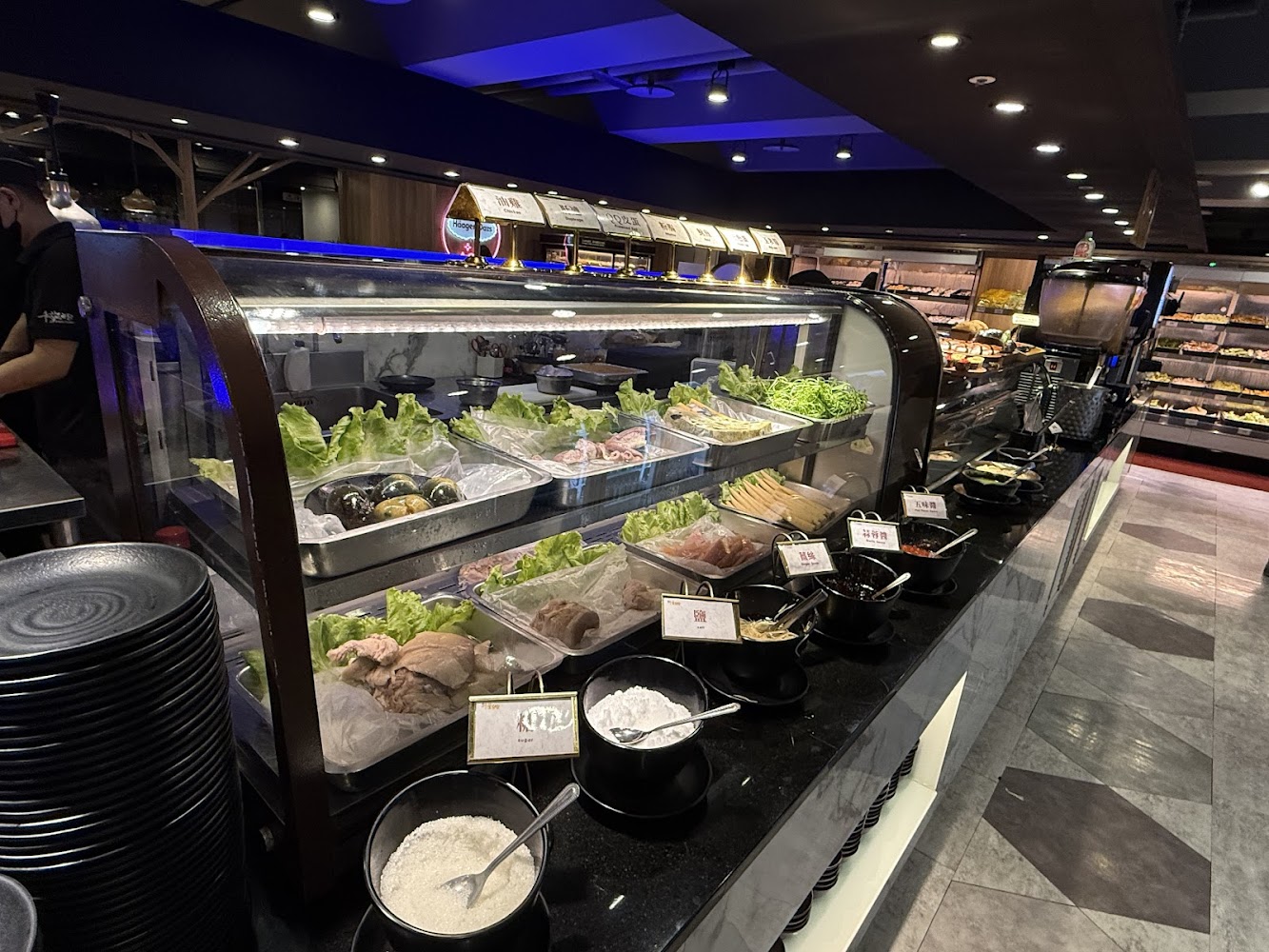 新千葉火鍋西門町店桌面食材